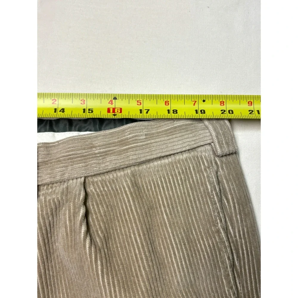 LL Bean Classic Fit Corduroy Pleated Pants Tan Mens Size 38x31‎